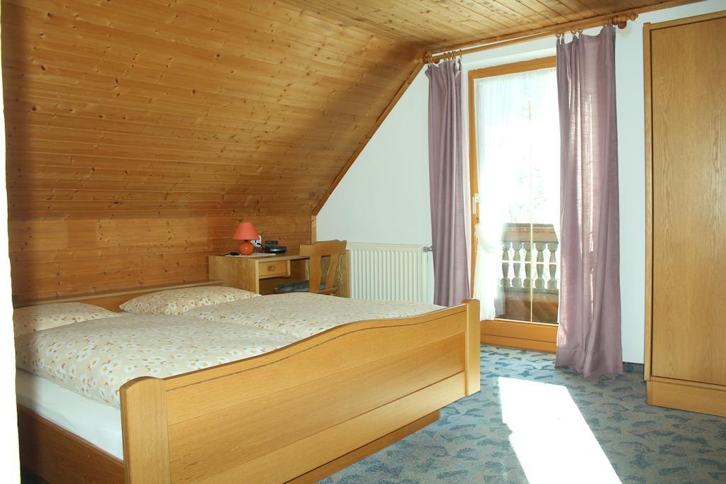 Appartement Pension Grasser Bad Kleinkirchheim Exterior photo