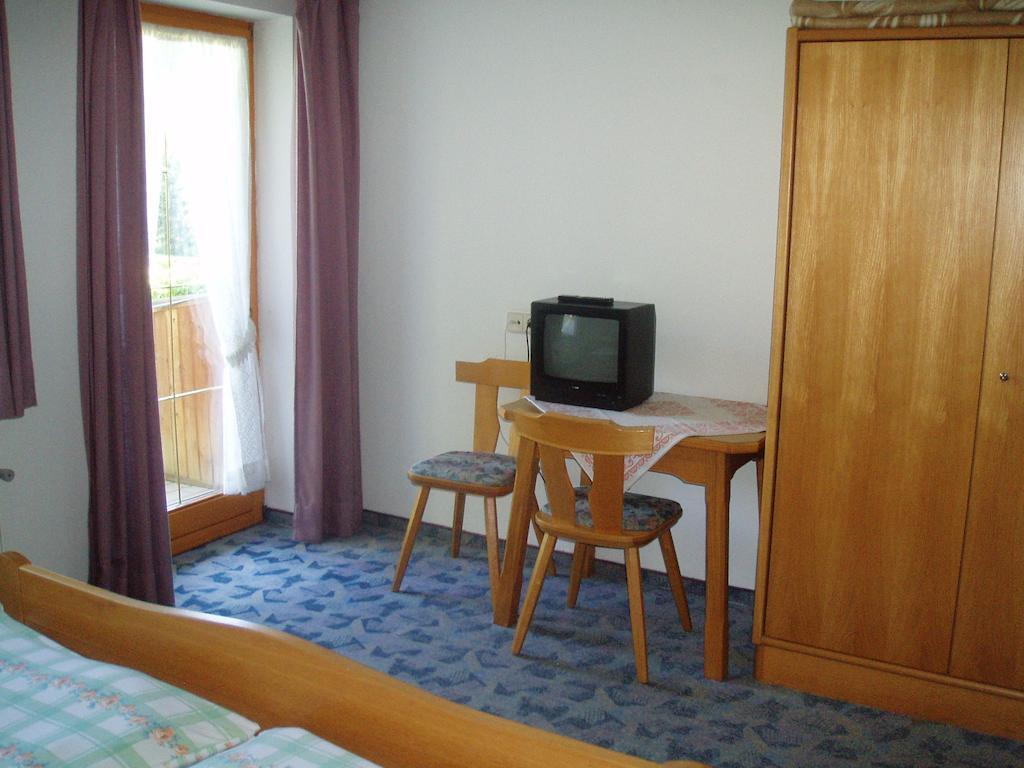 Appartement Pension Grasser Bad Kleinkirchheim Room photo