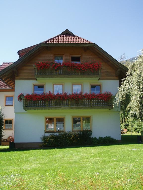 Appartement Pension Grasser Bad Kleinkirchheim Exterior photo