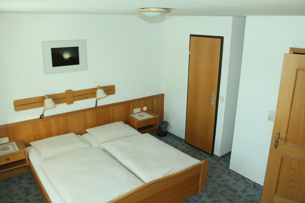 Appartement Pension Grasser Bad Kleinkirchheim Exterior photo